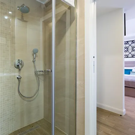 The Well Luxury Πανσιόν Ζαντάρ