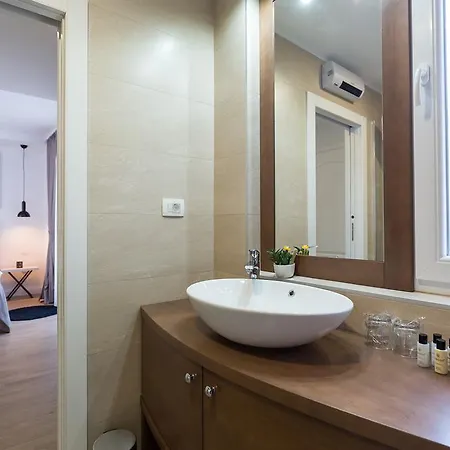 The Well Luxury Πανσιόν Ζαντάρ