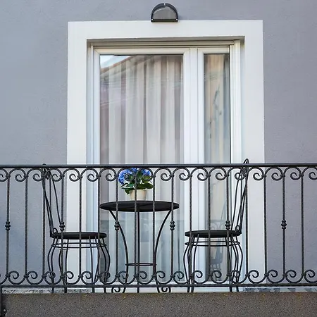 The Well Luxury 4* Ζαντάρ