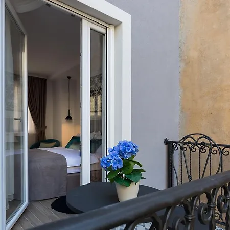 The Well Luxury 4* Ζαντάρ